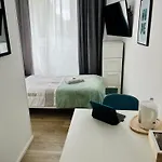 Omni -