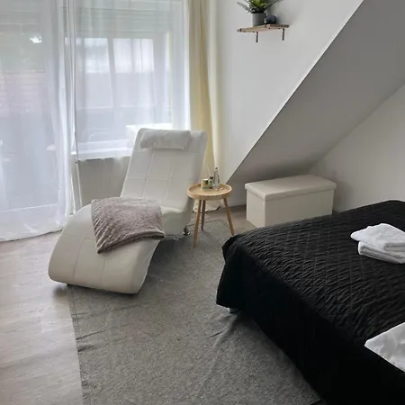 Omni -